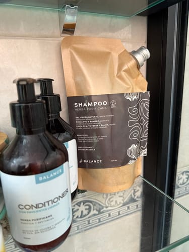 Customer photo review of Herba Purificans Shampoo