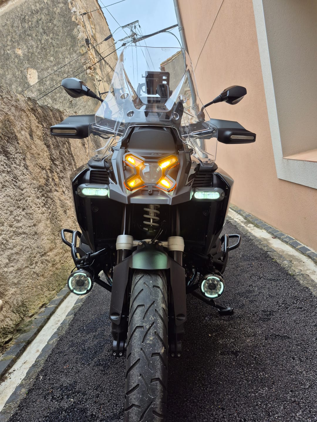 Customer photo review of Headlight Guard Kit for BMW R1300GS / R1300GS Adventure