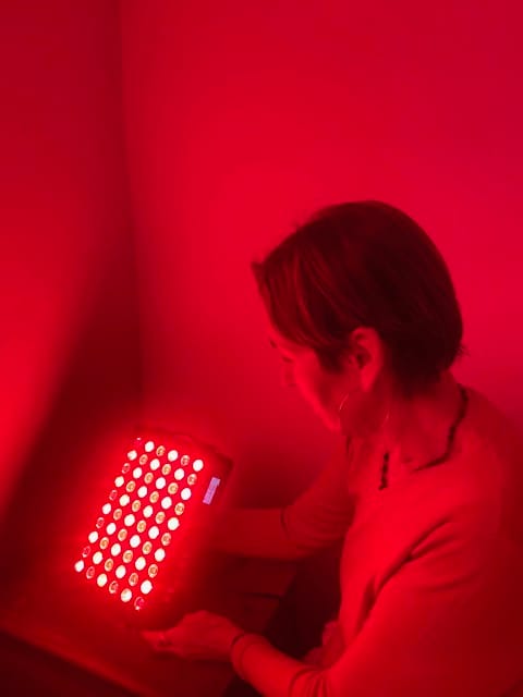 Customer photo review of Koanna® Luma300™ – Powerful, Compact Red Light Therapy Panel