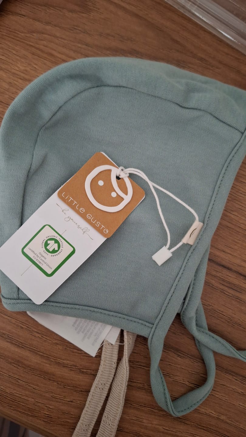 Customer photo review of Organik Pamuk İngiliz Şapka Bebek Yeşil