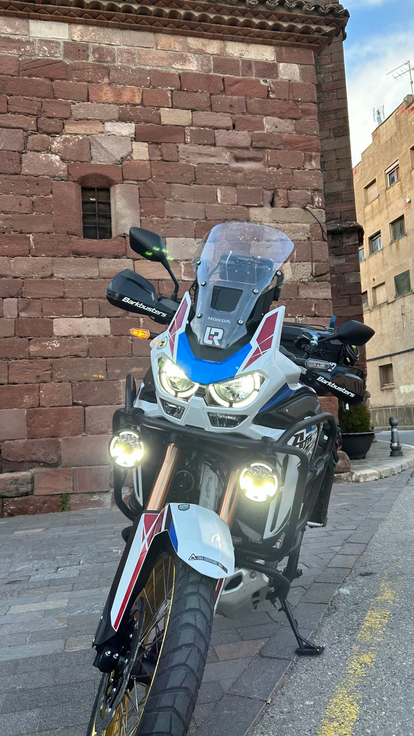 Customer photo review of Motorcycle Lights – The World’s Smartest Motorcycle Auxiliary Lighting System