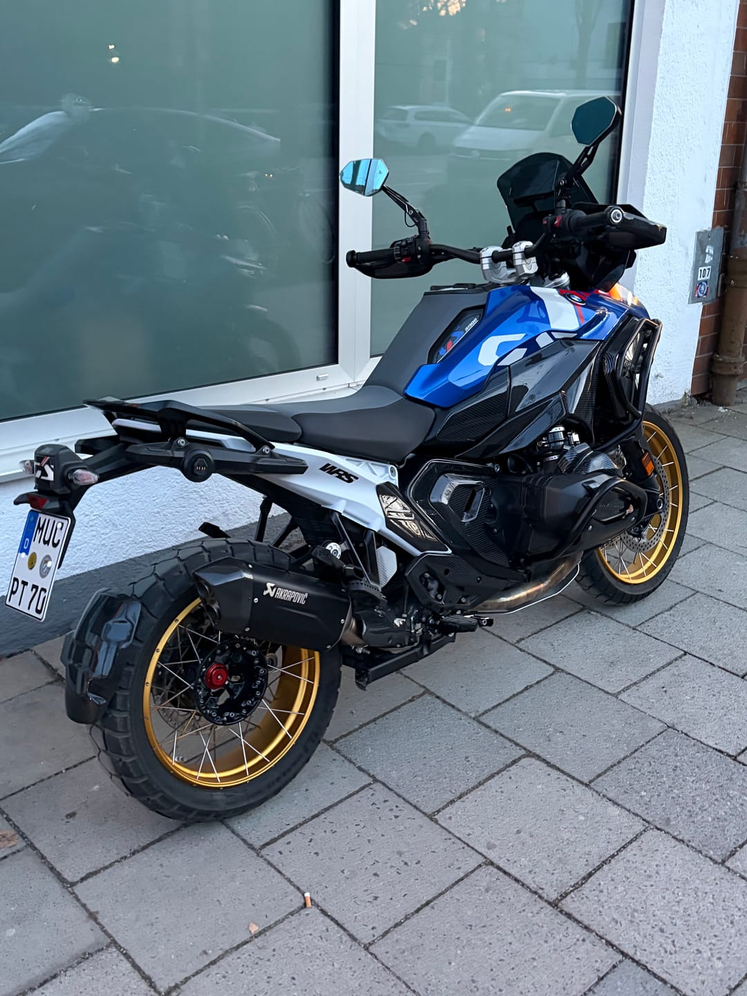 Customer photo review of LOBOO Foldable Motorcycle Rearview Mirrors for BMW R1300GS / R1300GS ADV | Anti-Glare