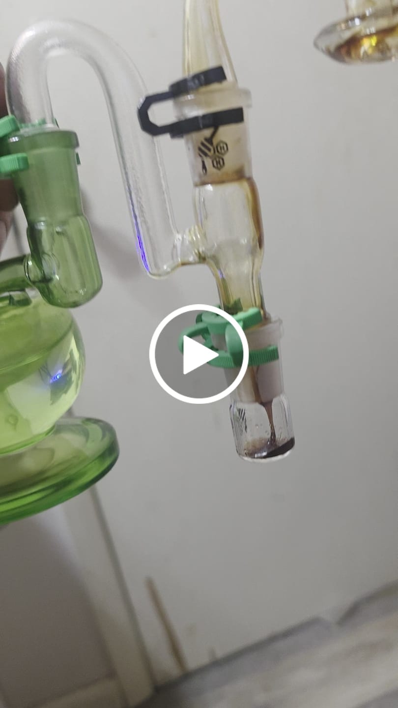 Customer video review of SWAN NECK GLASS RECLAIM CATCHER