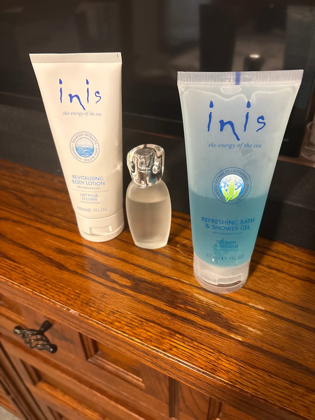 Customer photo review of Inis Revitalising Body Lotion 200ml/7 fl. oz