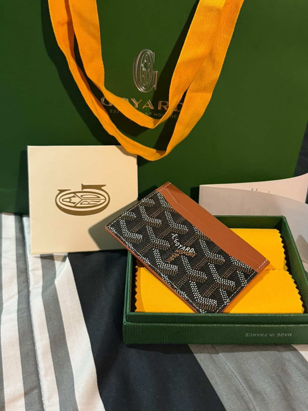 Customer photo review of Tarjetero Brownleather