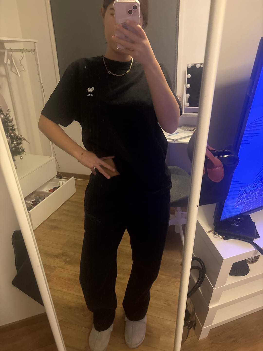 Customer photo review of BASICS STRAIGHT LEG SWEATPANTS NAVY