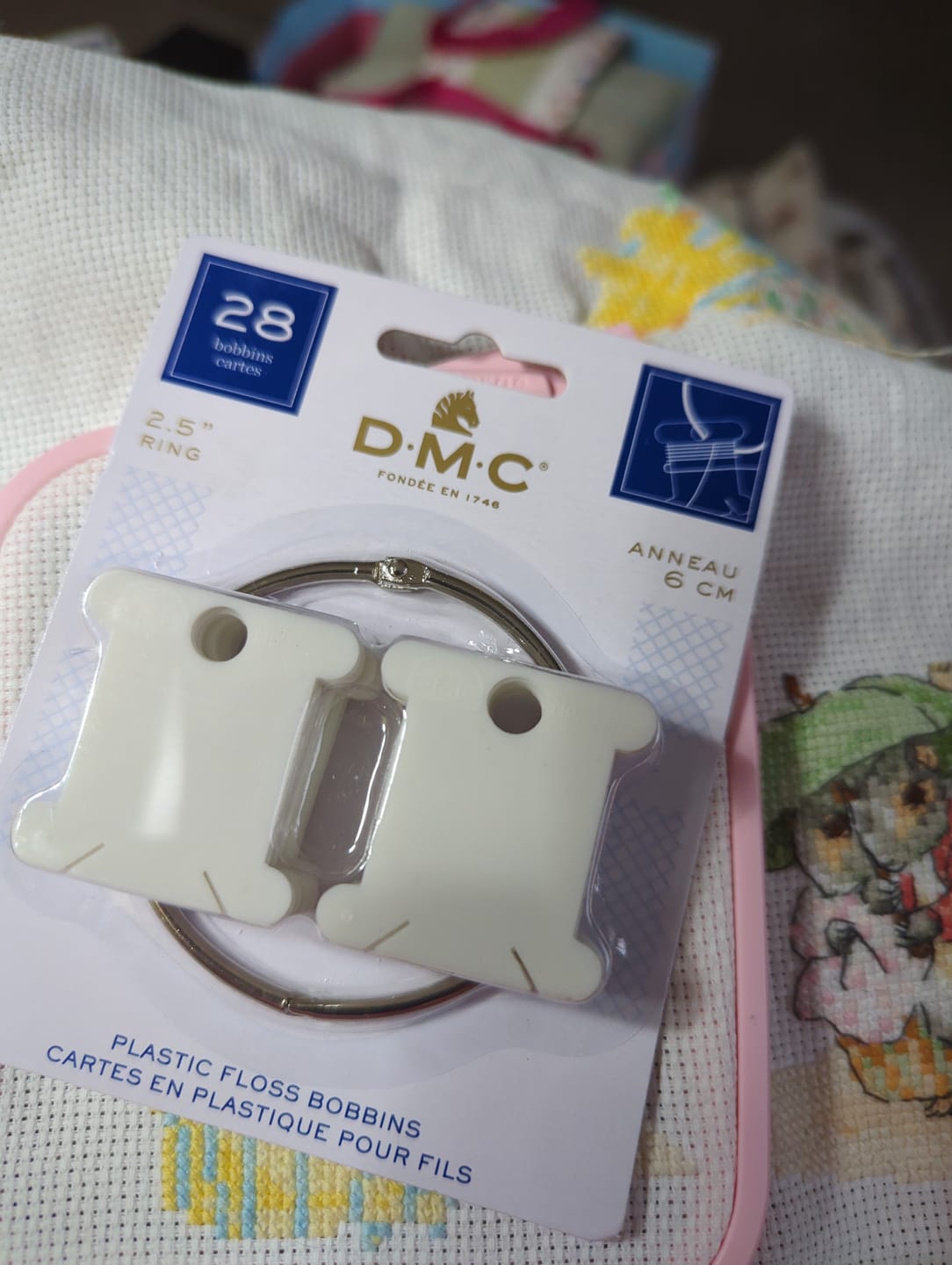 Customer photo review of DMC Thread Plastic Bobbins with Ring Set