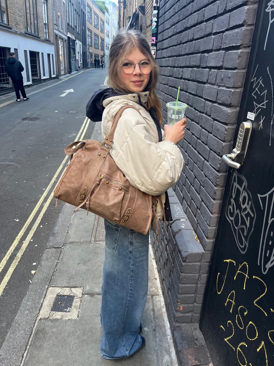 Customer photo review of It girl bag teddy brown