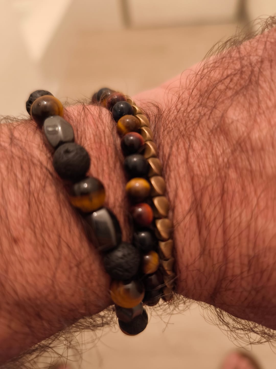 Customer photo review of Bracelet Triple Protection en Pierre de Lave, Oeil de Tigre & Hématite