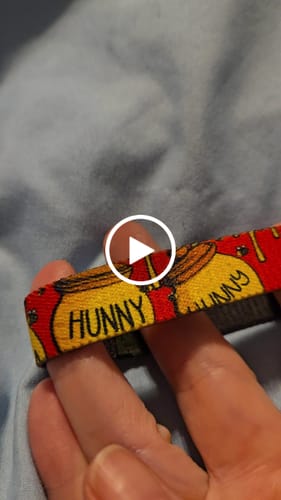 Customer video review of Hunny Bracelet