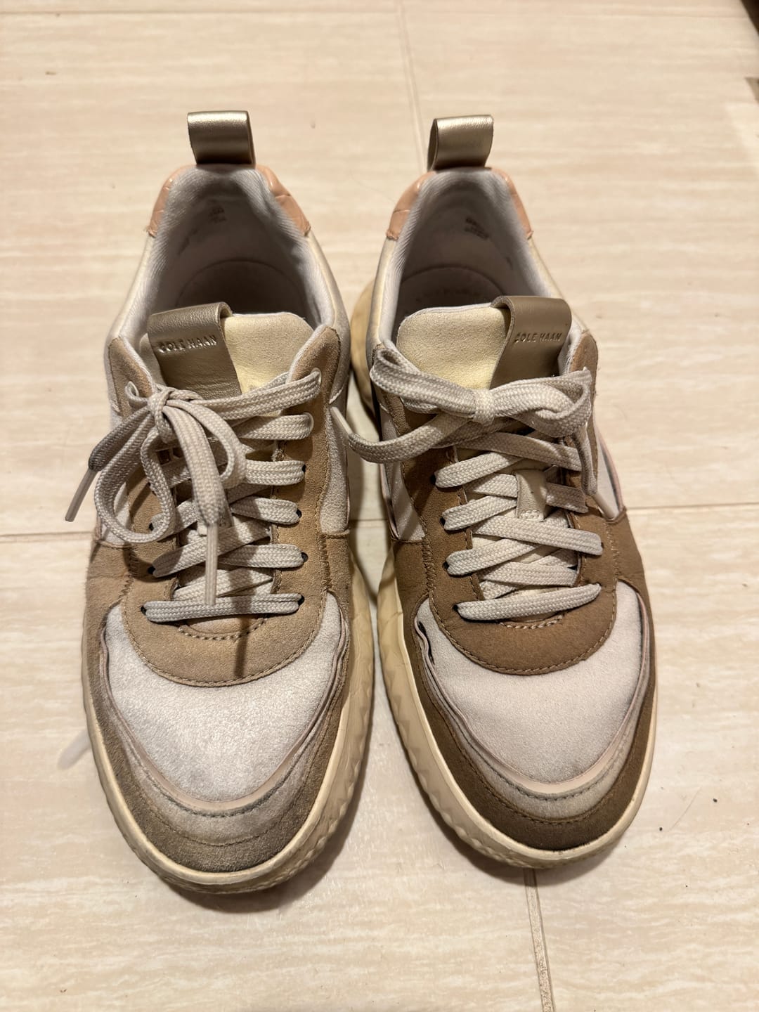 Customer photo review of プレミアムシューズシャンプー 詰め替え用 1L