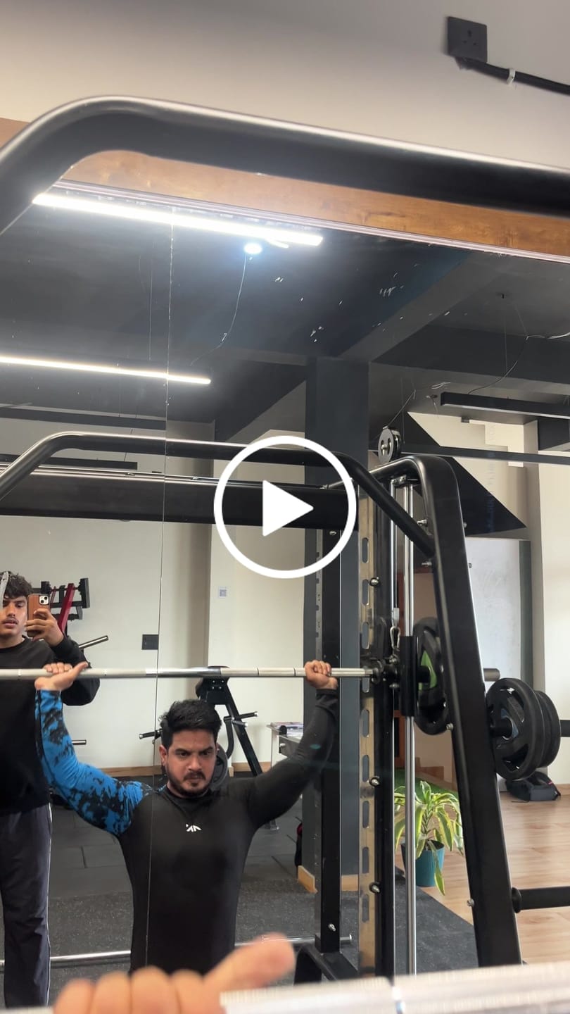 Customer video review of Critical Compression Tshirt
