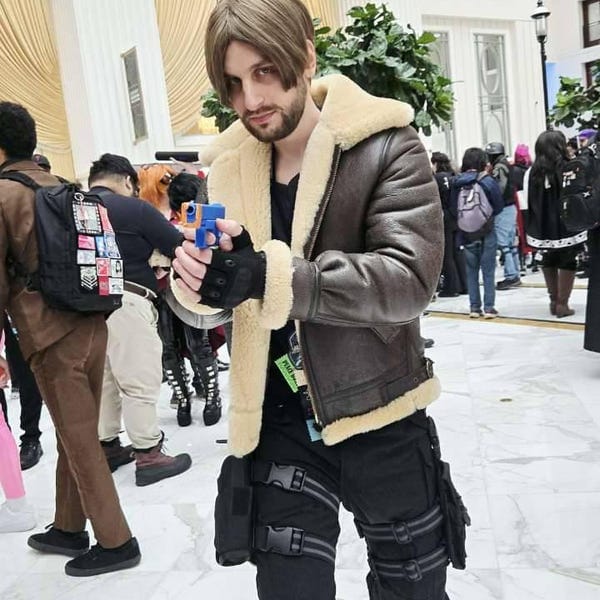 Customer photo review of Men Ash Brown Mod Style Short Straight Hair Soft Long Bangs Wig