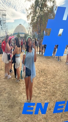 Customer photo review of TOP BOLERO CELESTE BRILLOS