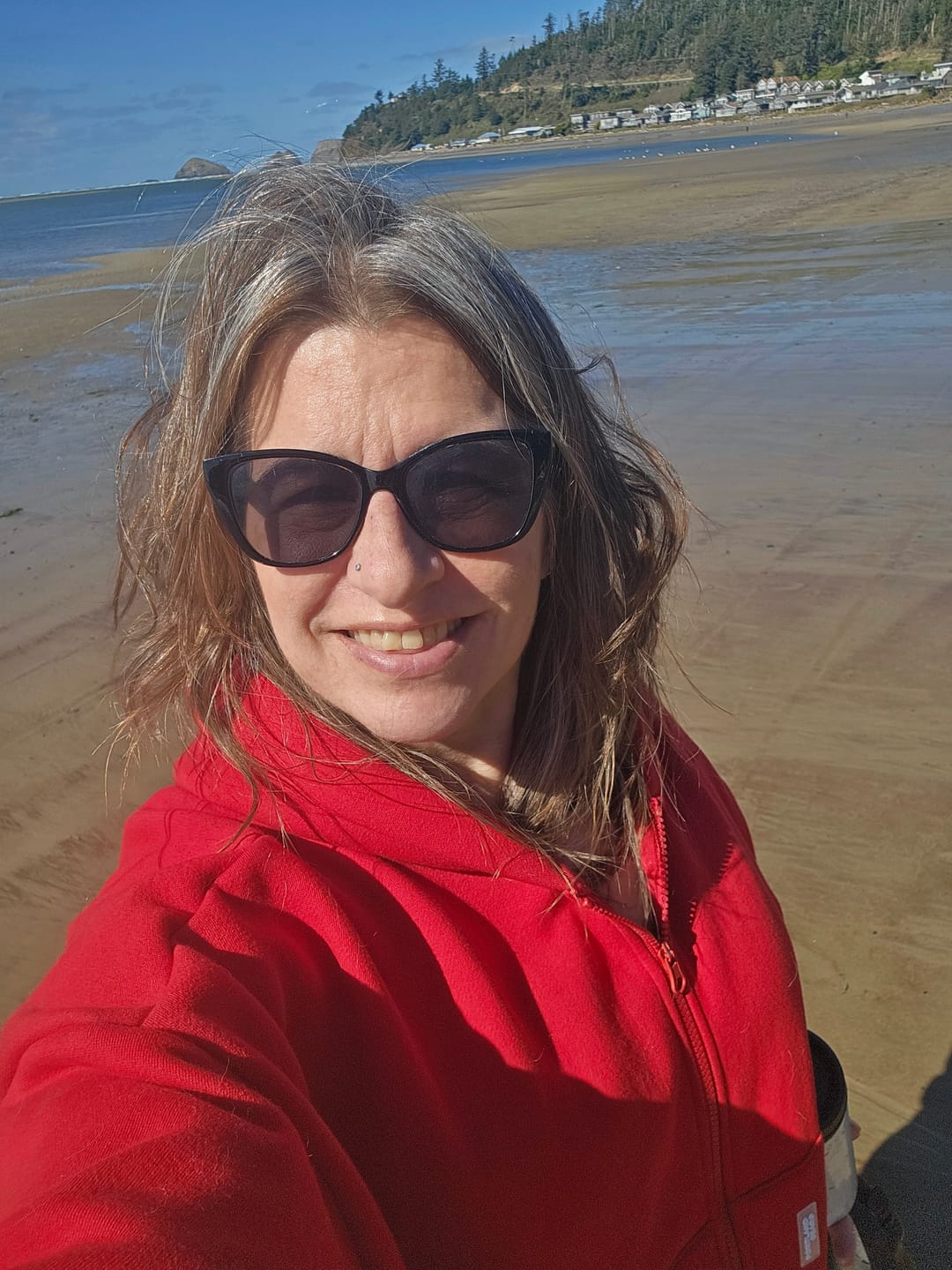 Customer photo review of Women's Cloudburst Zip Hoodie