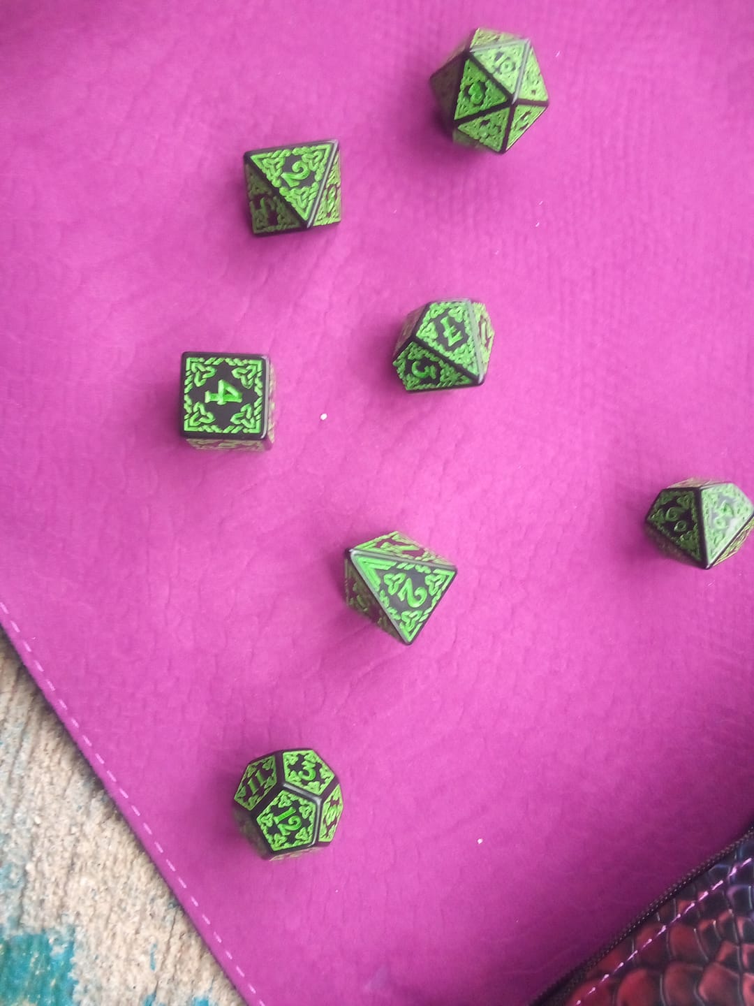 Customer photo review of Celtic Knot - Dice Set