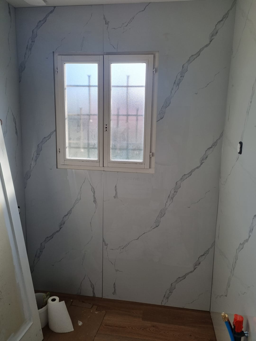 Customer photo review of Baguette 90 d'angle aluminium intérieur pvc/spc/feuille de pierre