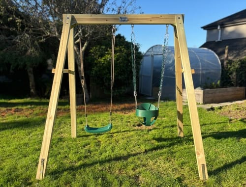 Customer photo review of Cloud Catcher 2-Station Timber Swing Set