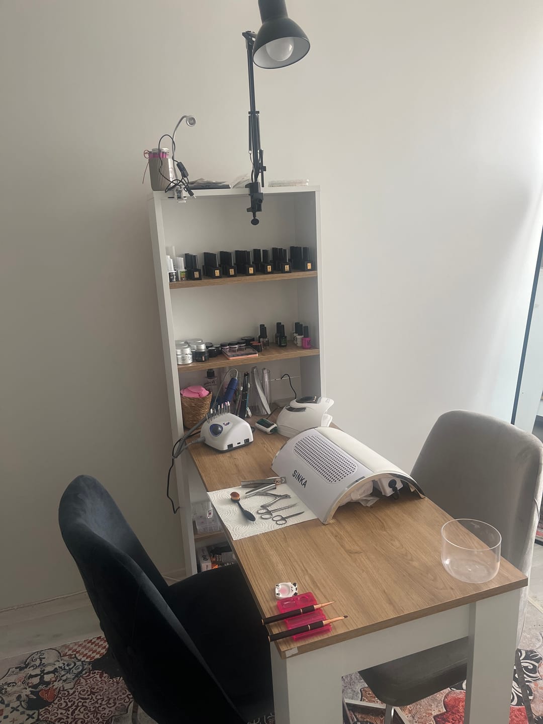 Customer photo review of Rani BJ113 Raflı Manikür Masası Makyaj Masası Sepet Ceviz - Beyaz