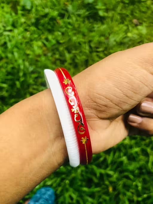 Customer photo review of 22kt (916) Yellow Gold Handmade Pola Bangles/Chooda/Churas for Women with Purity Certificate