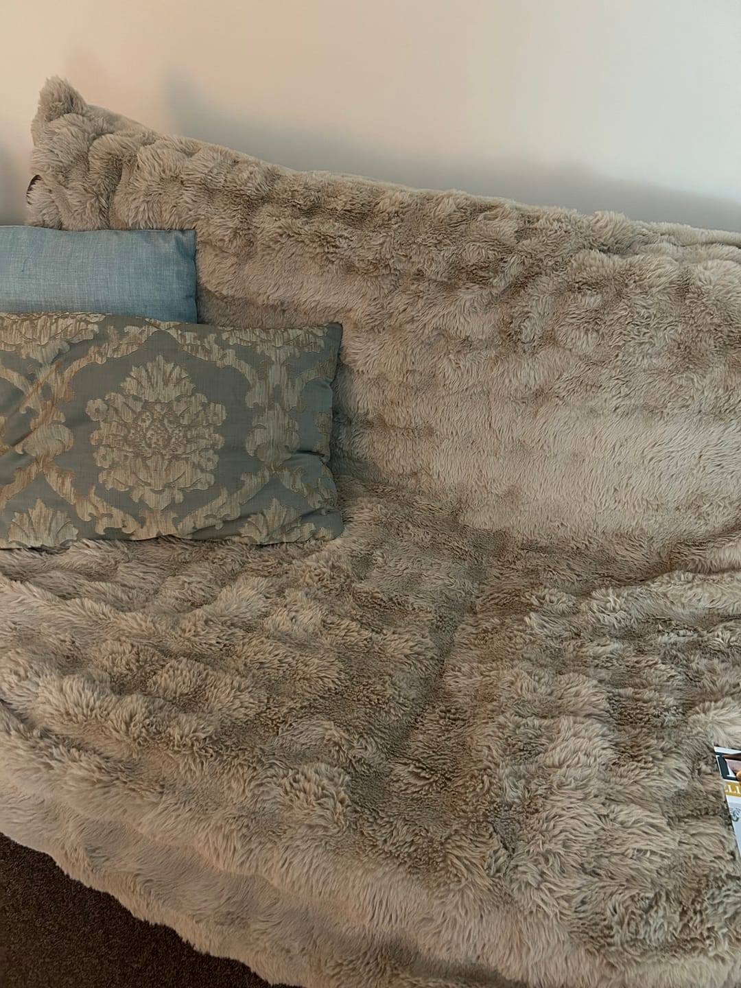 Customer photo review of Nordic Cozy Blanket