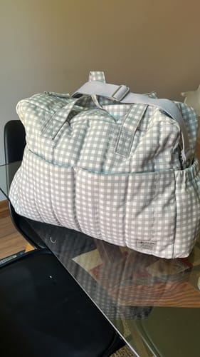 Reseña con foto de un cliente sobre Bolso Maternal Quilt