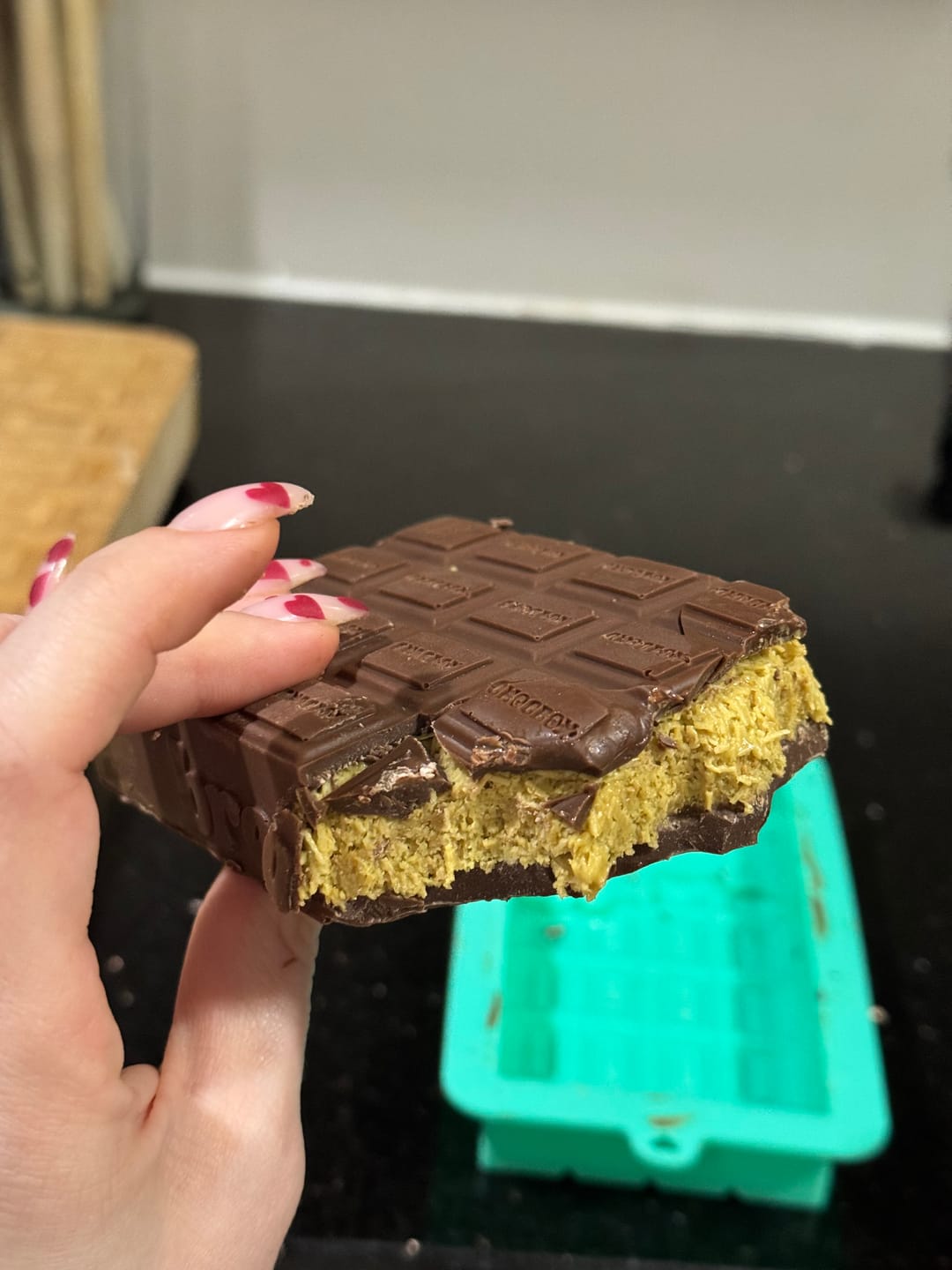 Customer photo review of Pistachio Knafeh Stuffed Chocolate Kit With Reusable Chocolate Bar Mold