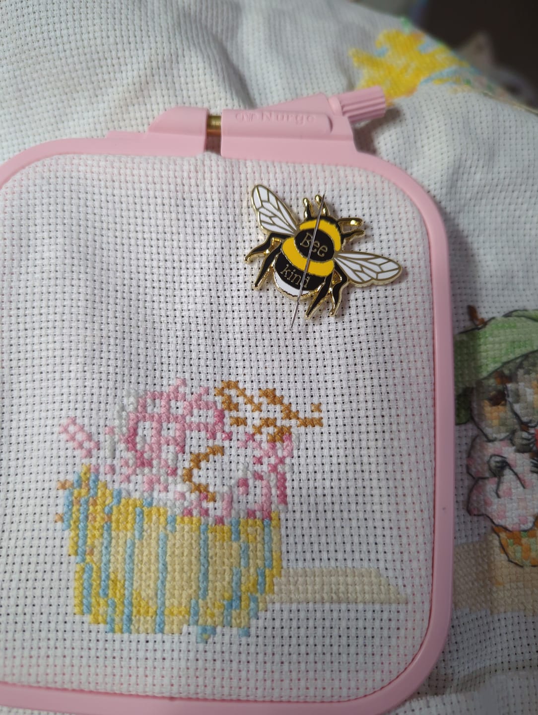 Customer photo review of Needle Minder - Bumblebee Bee Kind