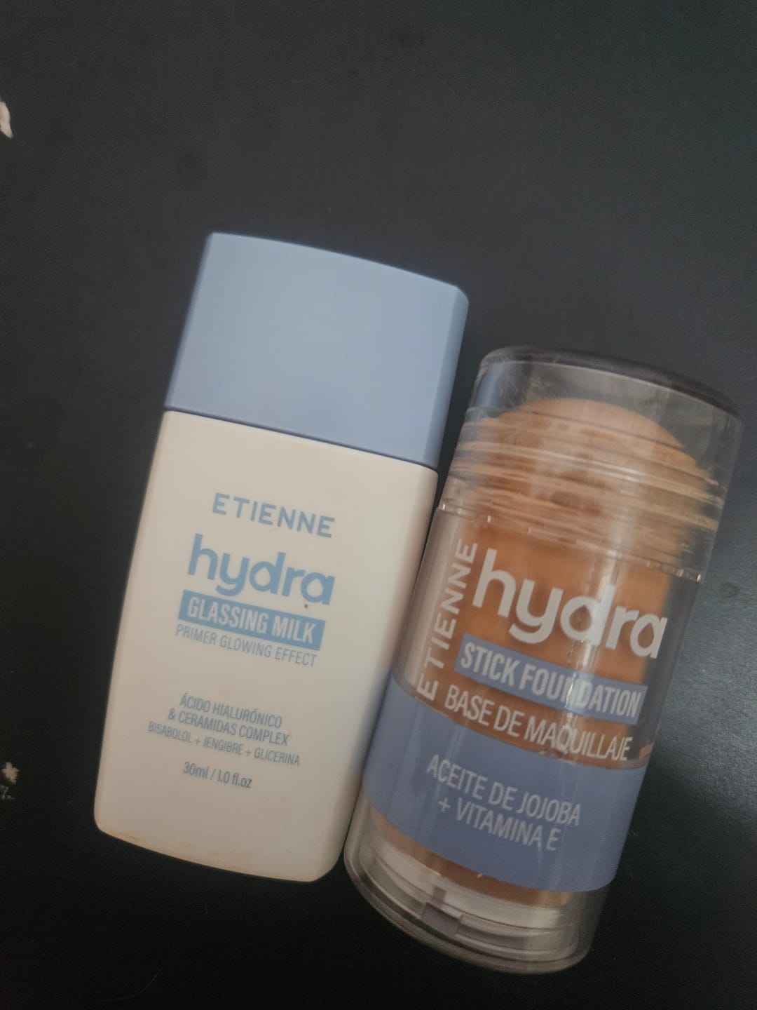 Customer photo review of Etienne Base De Rostro Stick Hydra 50 Sfp Medium