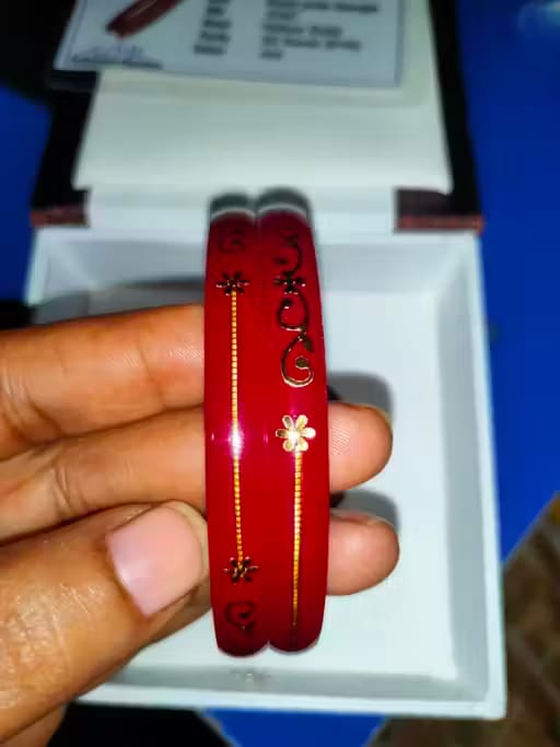 Customer photo review of 22kt (916) Yellow Gold Handmade Pola Bangles/Chooda/Churas for Women with Purity Certificate