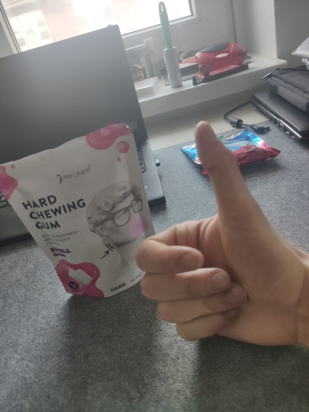 Customer photo review of JAWLINER® Hard Chewing Gum