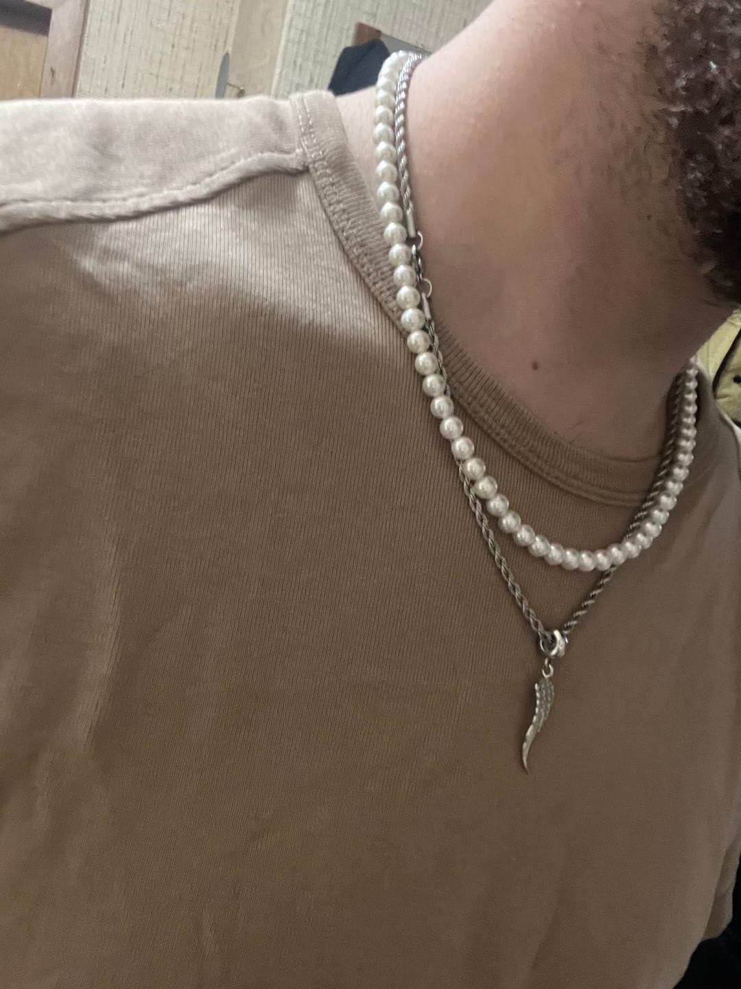 Customer photo review of ROUNDED REAL PEARL NECKLACE