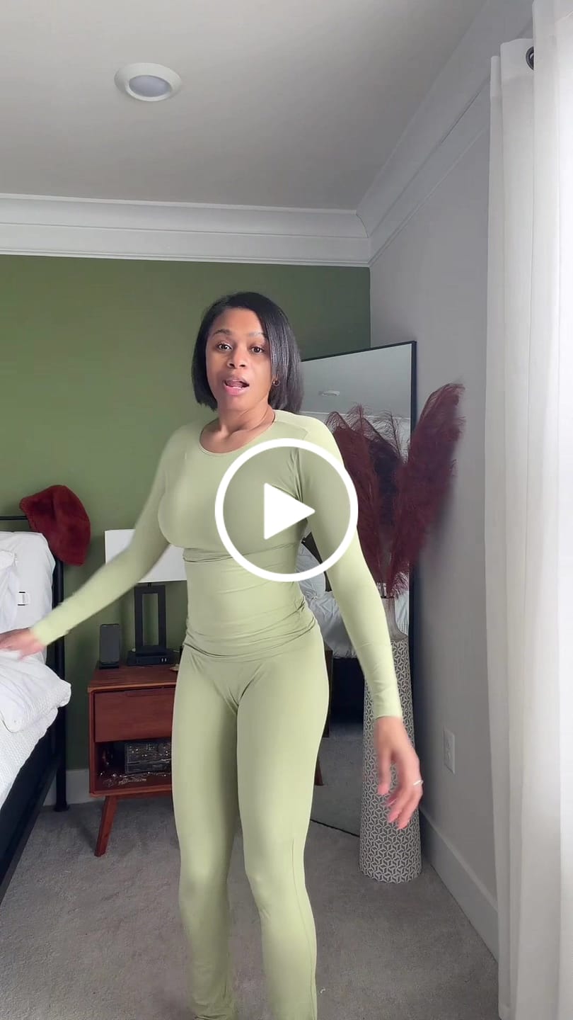 Customer video review of PERFECT TEE LONG SLEEVE