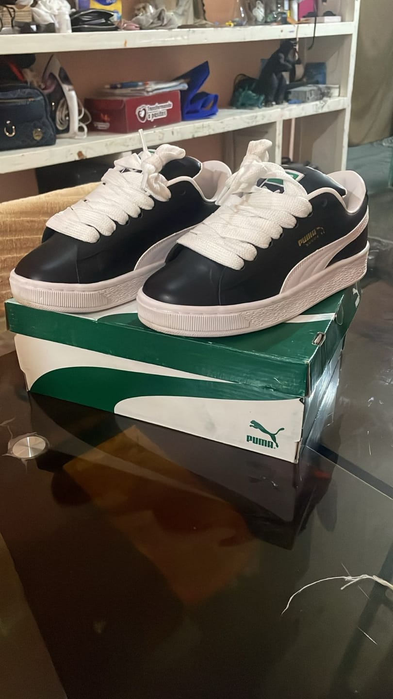 Customer photo review of Tenis Suede XL Negro Blanco 1.1 Premium