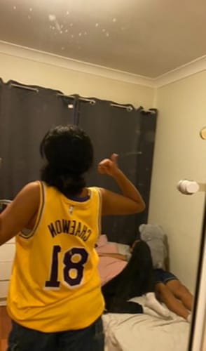 Customer photo review of Le Sserafim Basketball Jersey