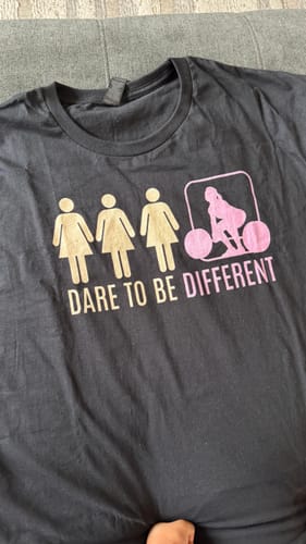 Customer photo review of BE DIFFERENT DEADLIFT T-SHIRT