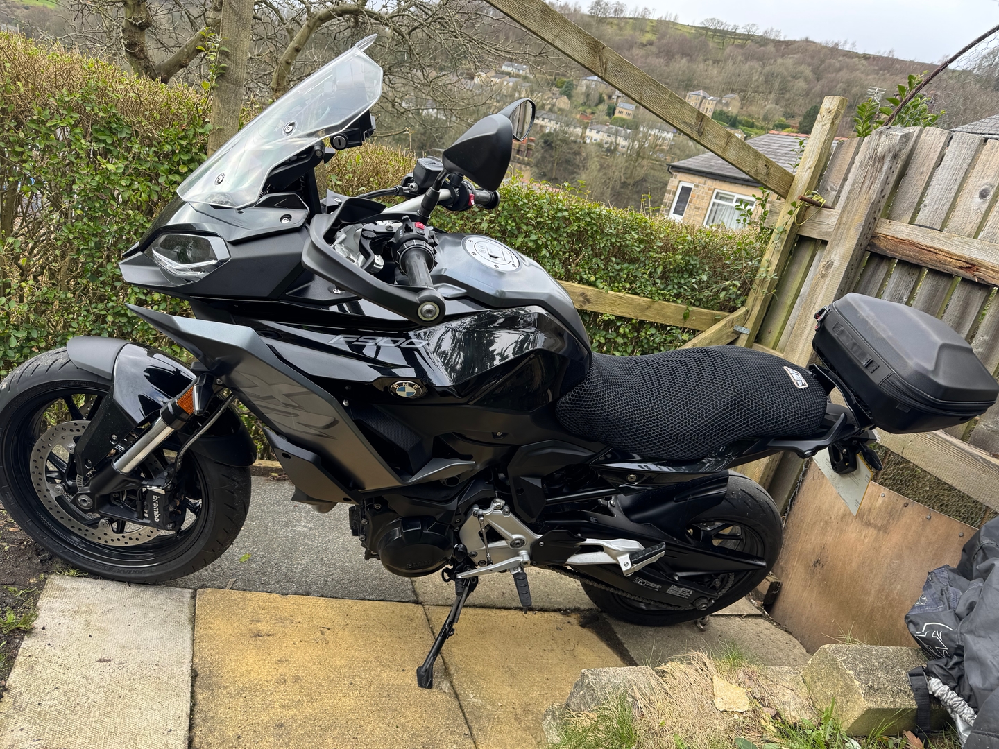 Wind Rider mesh seat cover installed on a BMW F 900 XR