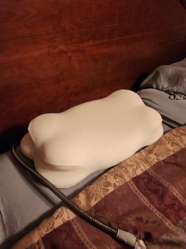 Customer photo review of Mellow CloudAlign™ Pillow