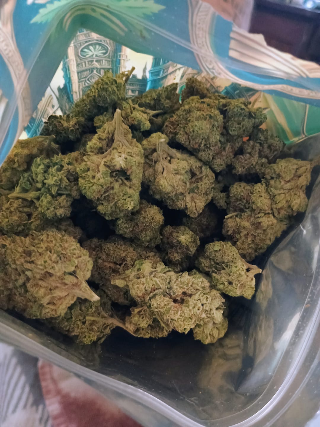 Customer photo review of Candy Fumes Light Assist THCA