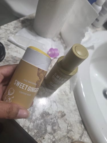 Customer photo review of [Nut-Free] Sweet Ginger Dry Oil for Sensitive Skin