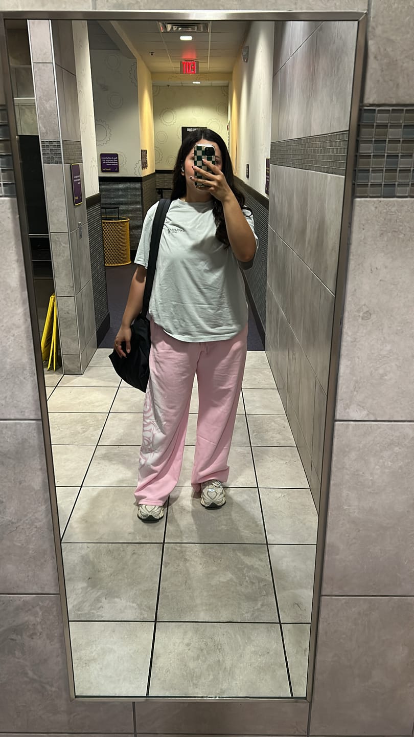 Customer photo review of W281 Flashback Joggers