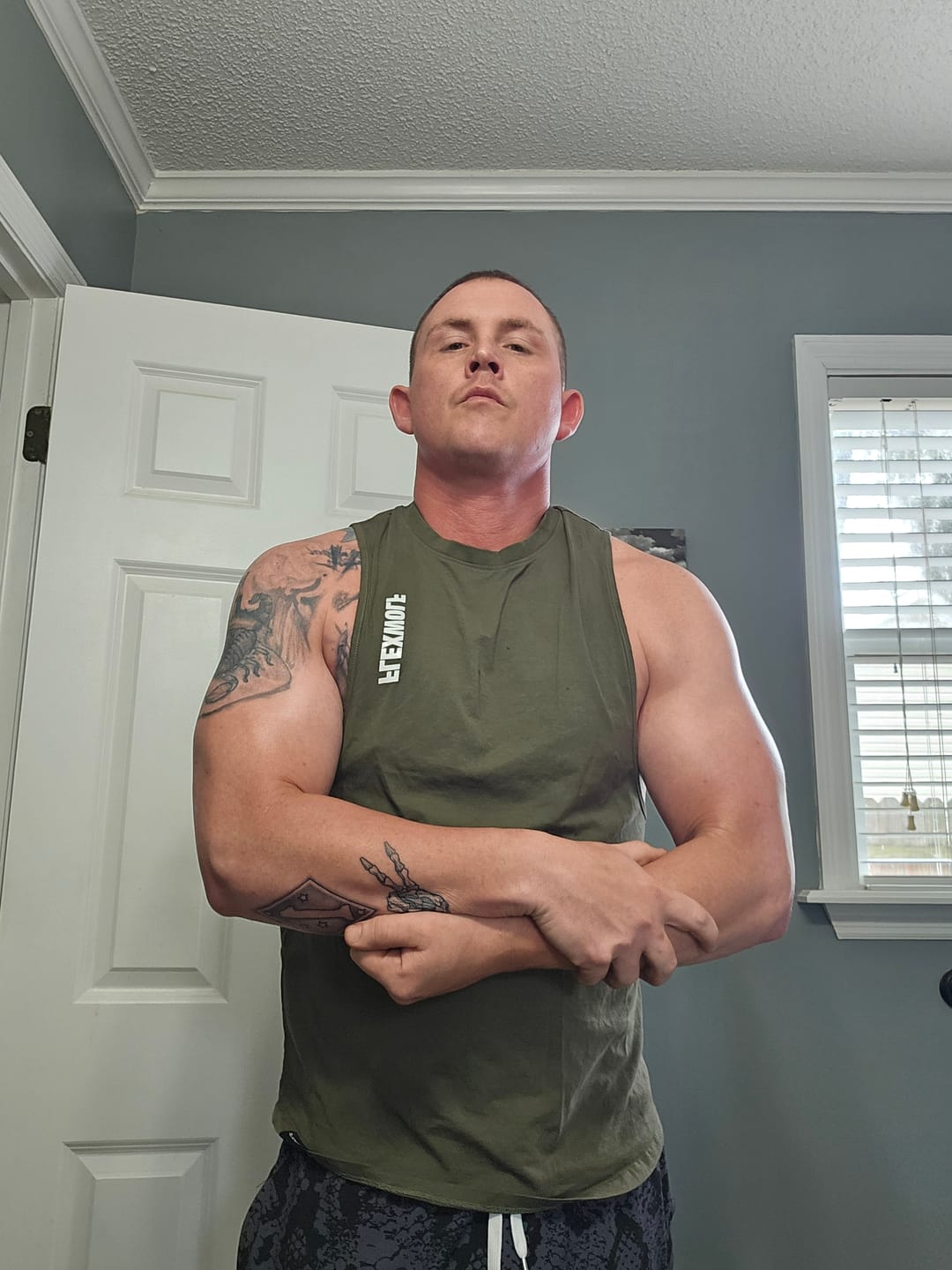 Customer photo review of Flex Arm Tank