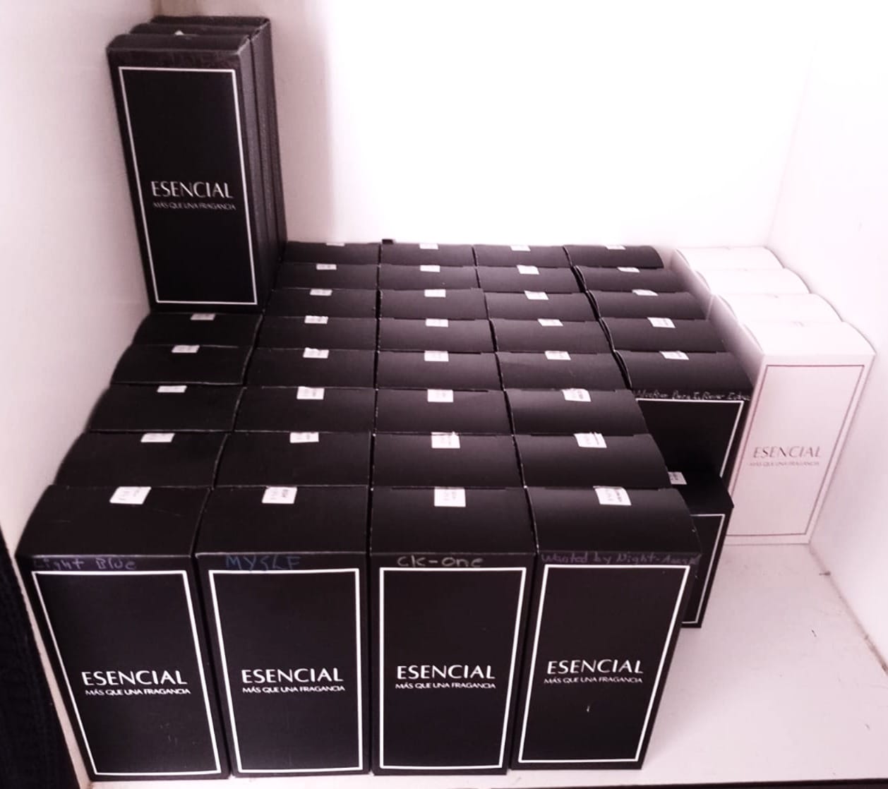 Customer photo review of H199 Inspirado en: Bleu Parfum - Chanel
