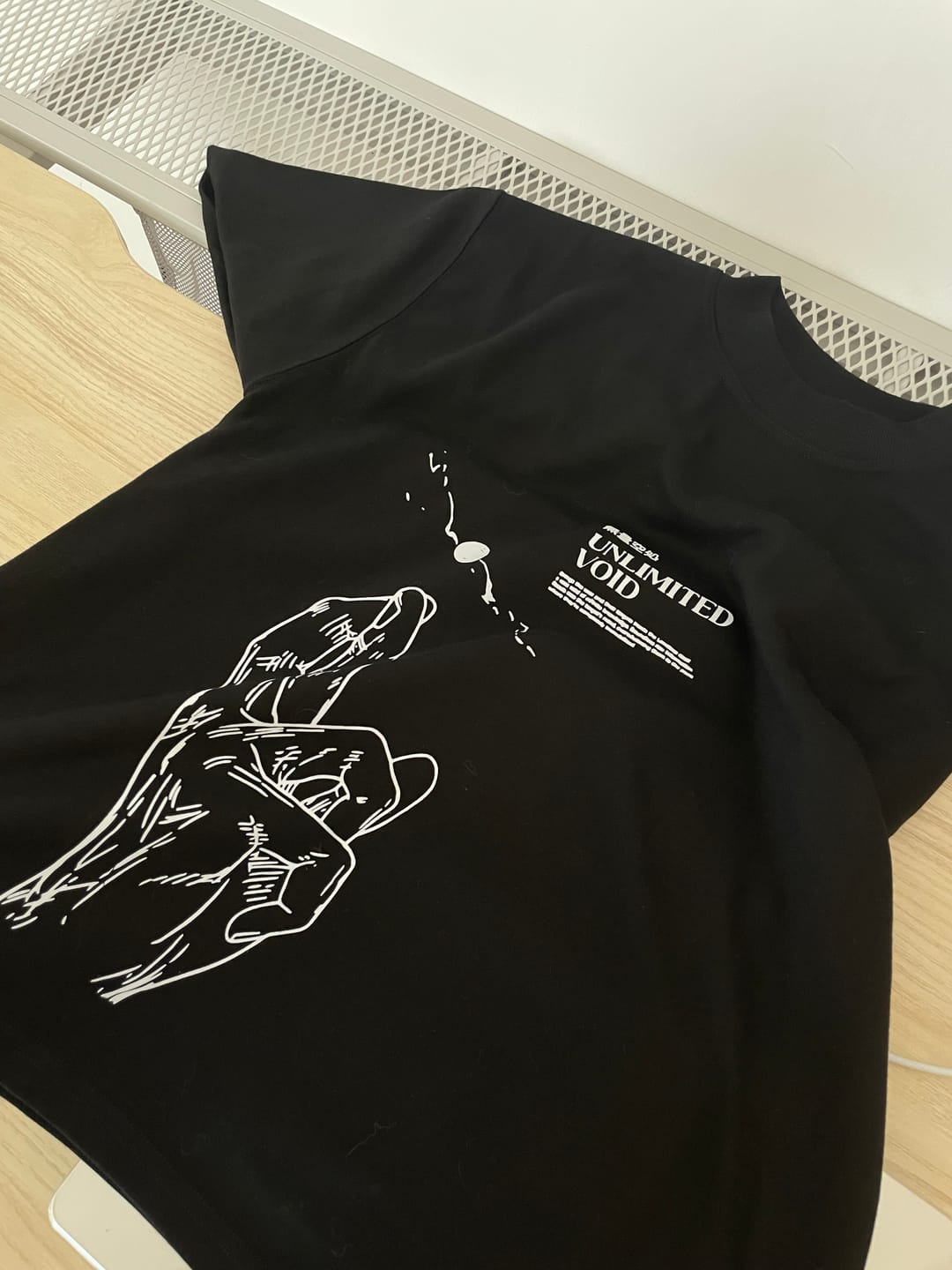 Customer photo review of Playera Drop 06 •Gojo Satoru Jujutsu Kaisen•