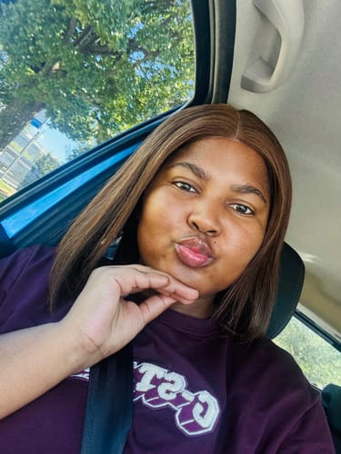 Customer photo review of Brown Vietnamese SDD Bone Straight Closures