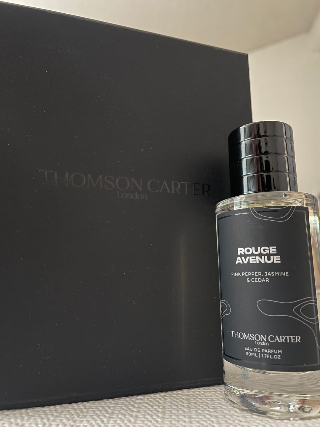 Customer photo review of Rouge Avenue | Eau de Parfum