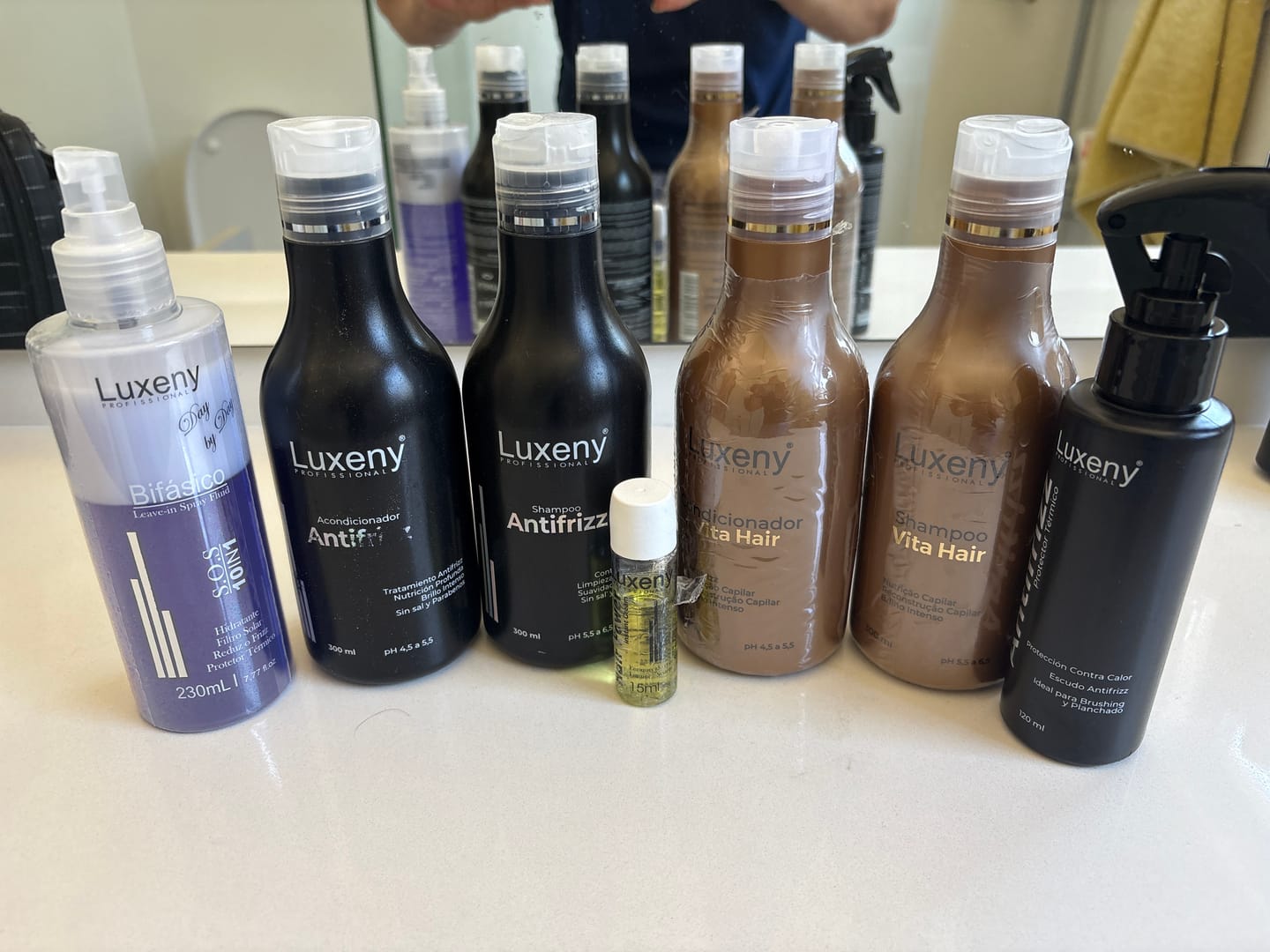 Customer photo review of Acondicionador Antifrizz 300 ml