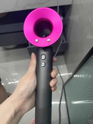 Customer photo review of Secador de pelo profesional con cabezales imantados