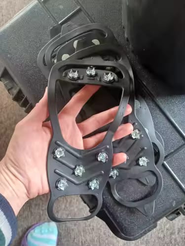 Customer photo review of Anti-Slip Schoen Spikes – Veilige Grip op IJs & Sneeuw
