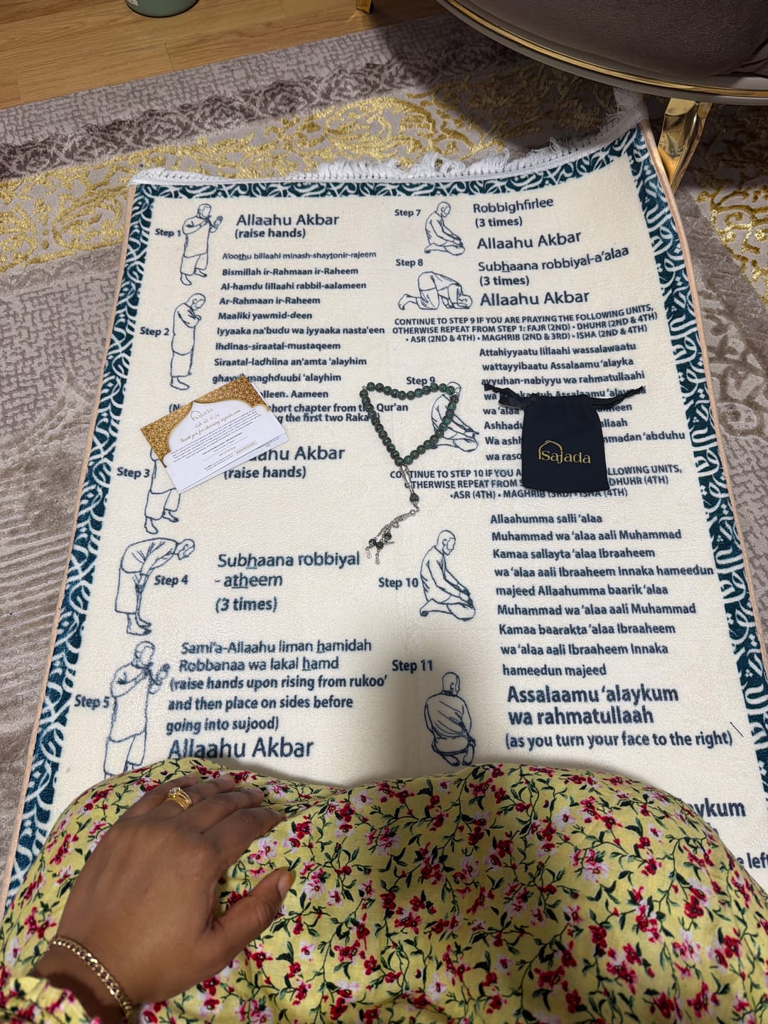 Customer photo review of Step-by-Step Phonetic Salah Padded Prayer Mat